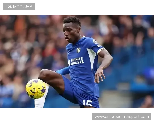 切尔西禁区配合训练更默契，引领蓝军攻防新时代