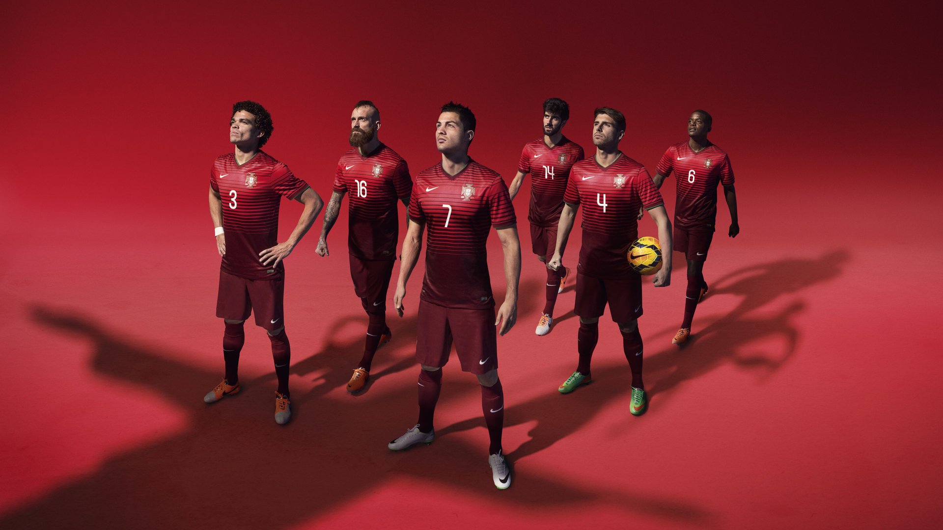 世界杯“乌龙榜”:三粒乌龙球改变三支球队命运